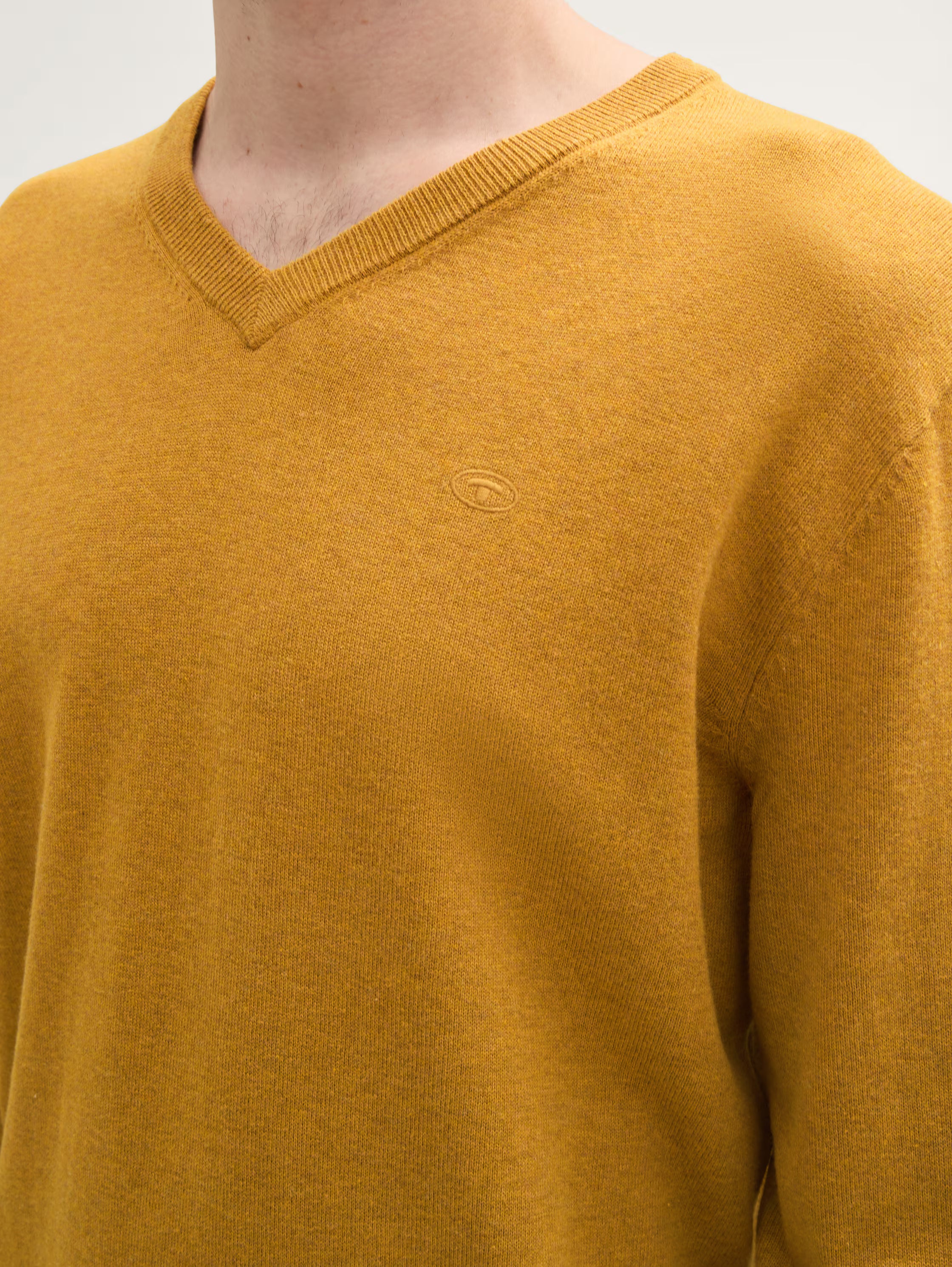 Pullover c/Gola em V - TOM TAILOR