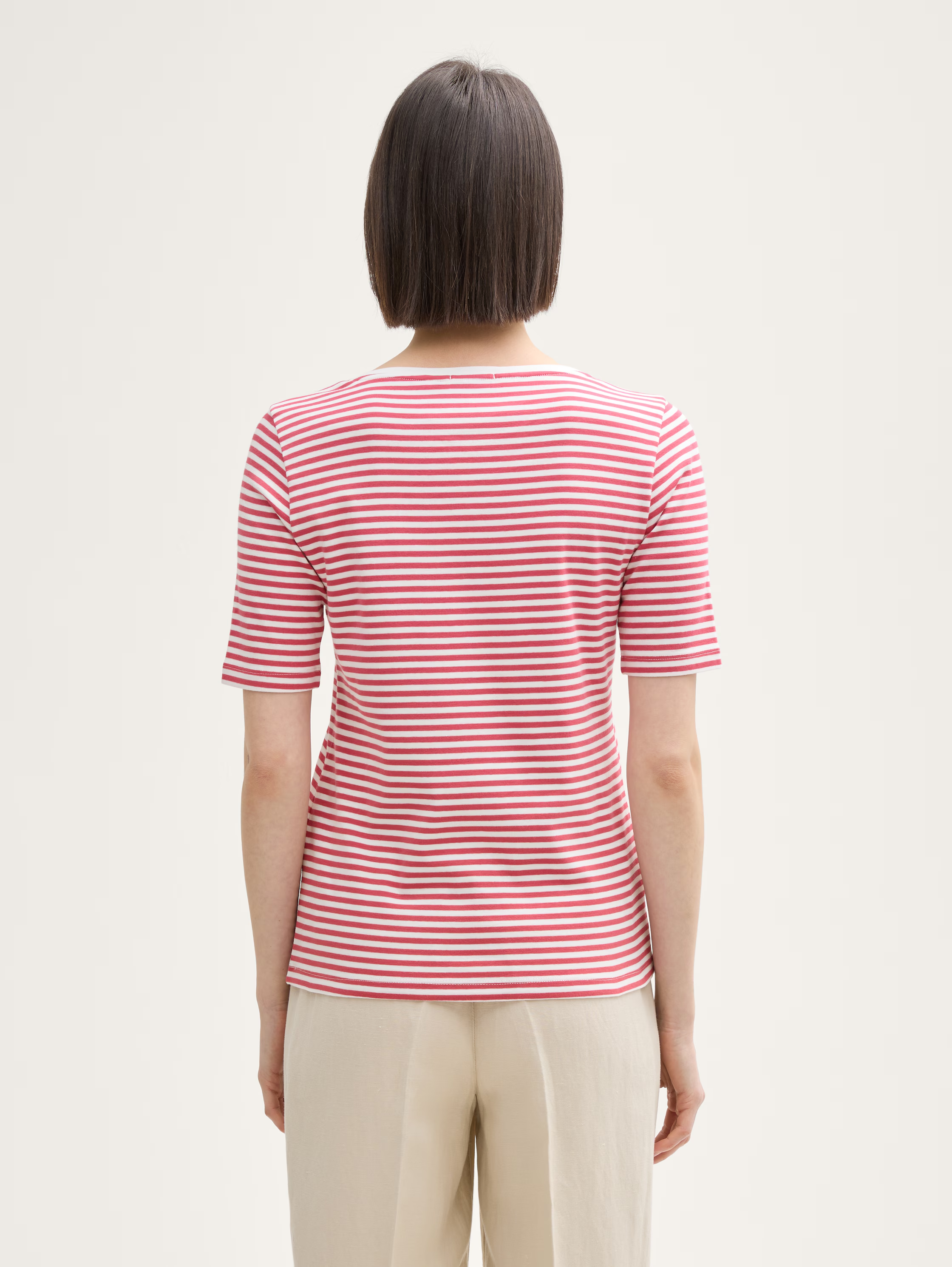 T-shirt com decote em V - TOM TAILOR