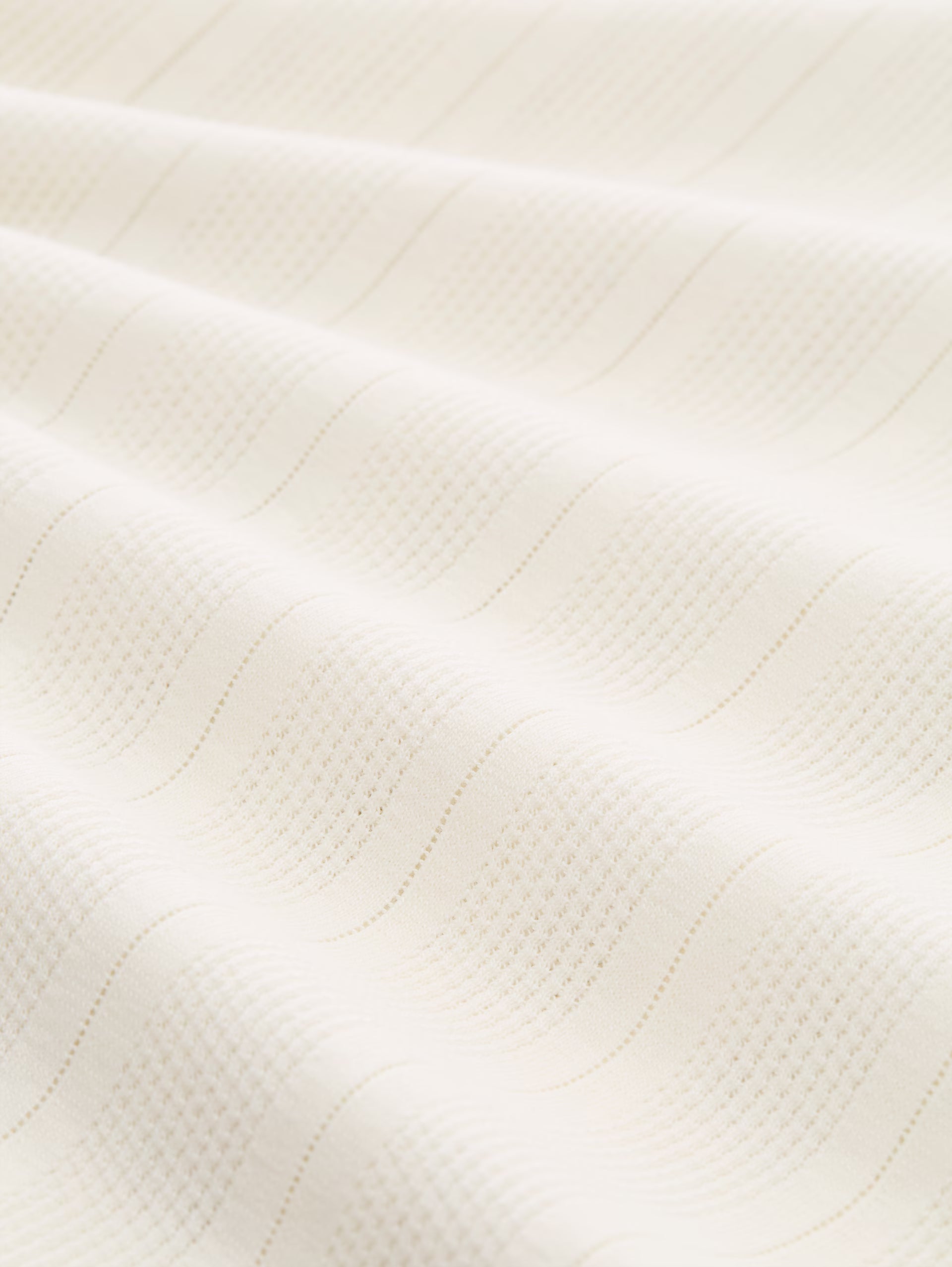 T-shirt c/ Textura - TOM TAILOR