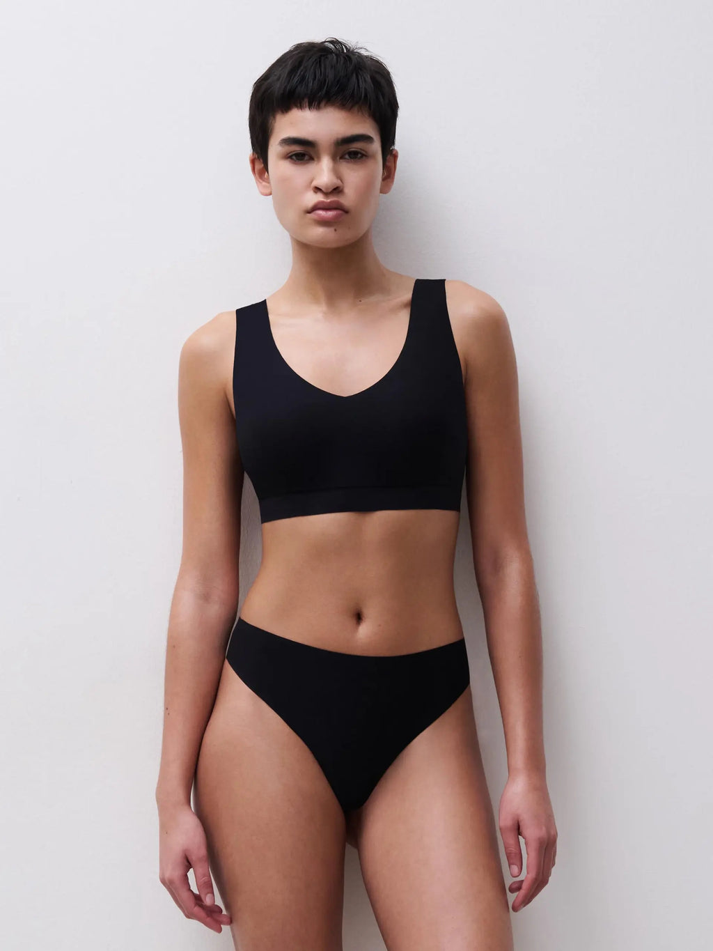 Cuecas Tanga/String - CHANTELLE (sem costuras)