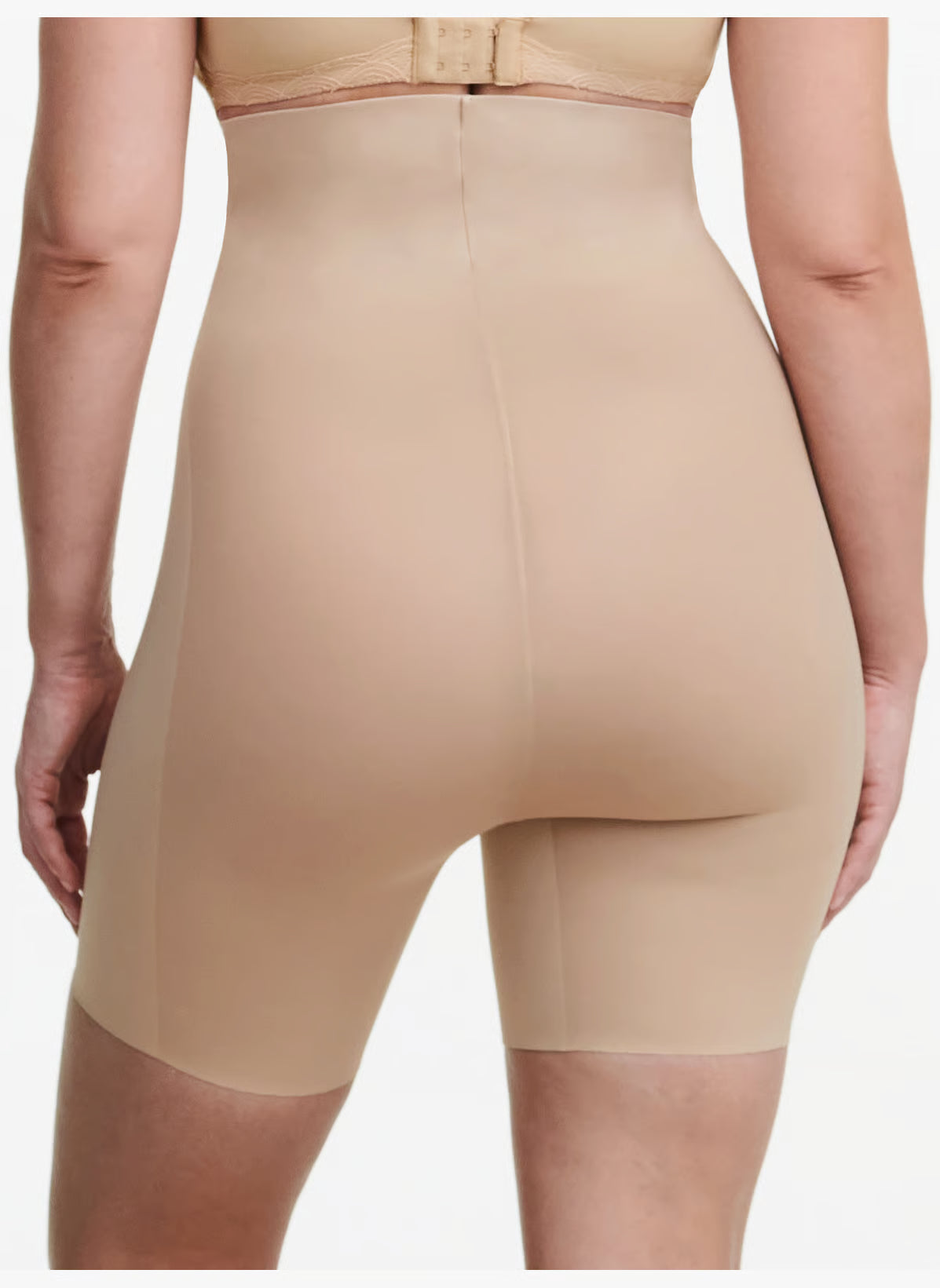 Cueca Modeladora - CHANTELLE (cintura-alta e meia perna)