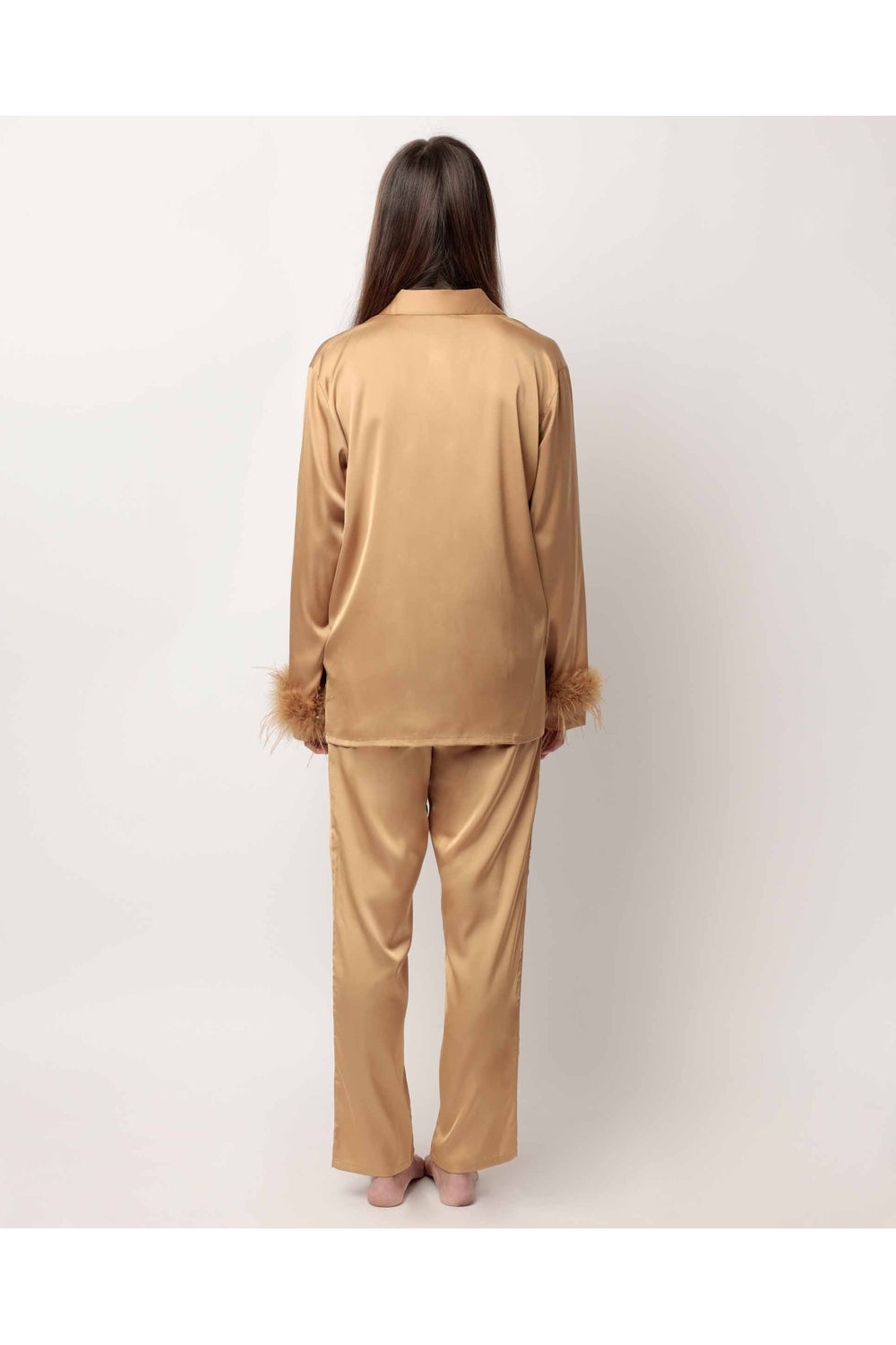 Pijama de Cetim c/ Plumas Removíveis - ADMAS