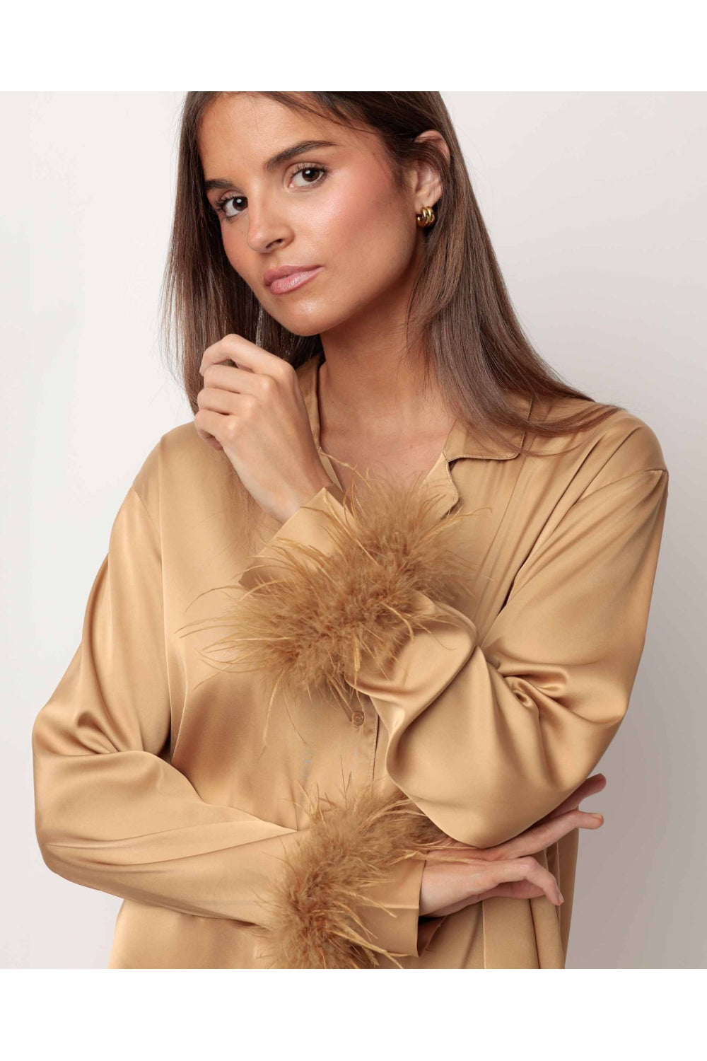 Pijama de Cetim c/ Plumas Removíveis - ADMAS