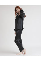 Pijama de Cetim c/ Plumas Removíveis - ADMAS