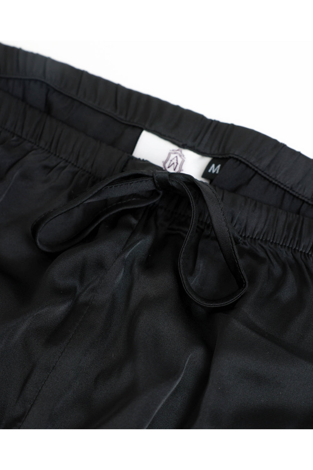 Pijama de Cetim c/ Plumas Removíveis - ADMAS