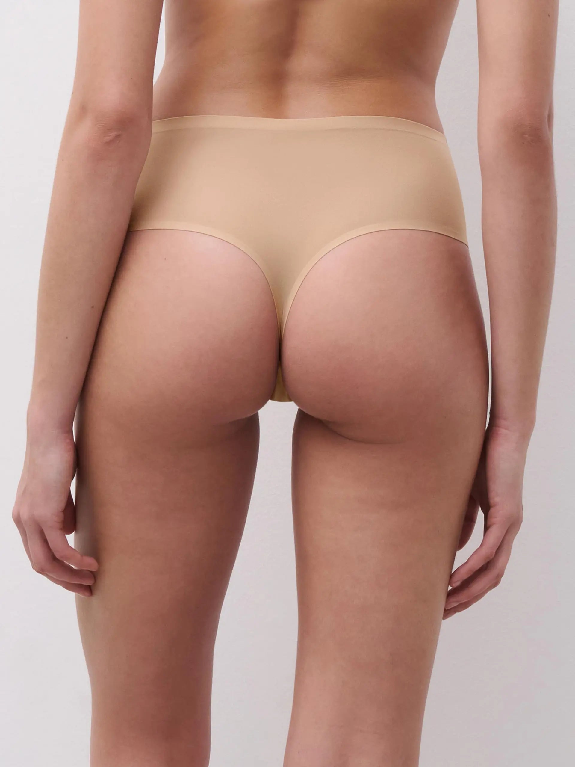 Cuecas Cintura-Alta Tanga/String - CHANTELLE (sem costuras)